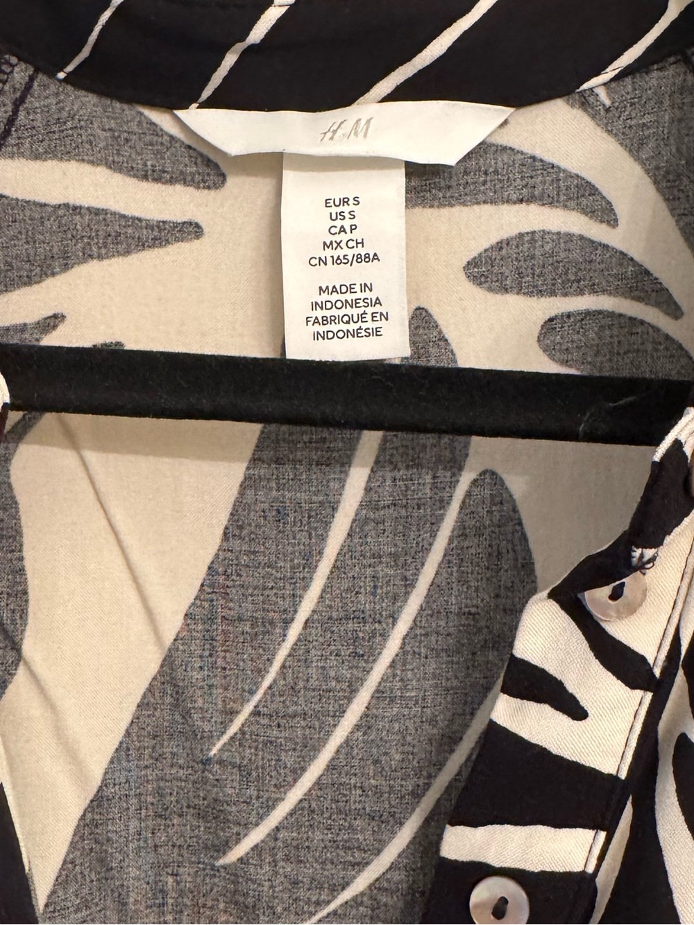 TWO H&M Spring/Summer Dresses Blue & White / Black & White Floral Patterned - Picture 6 of 9